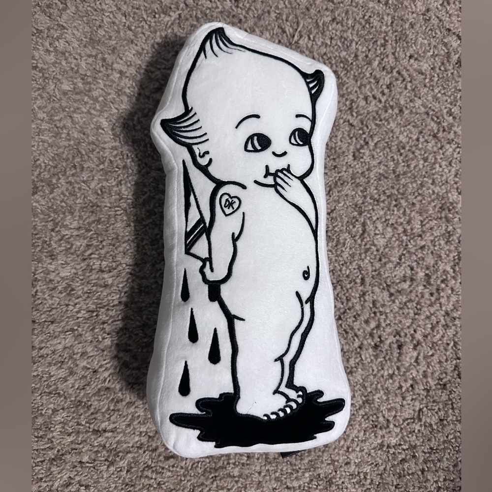 Dolls Kill Home Elliot pillow